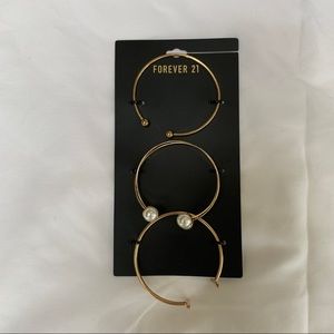 Bangle bracelet set